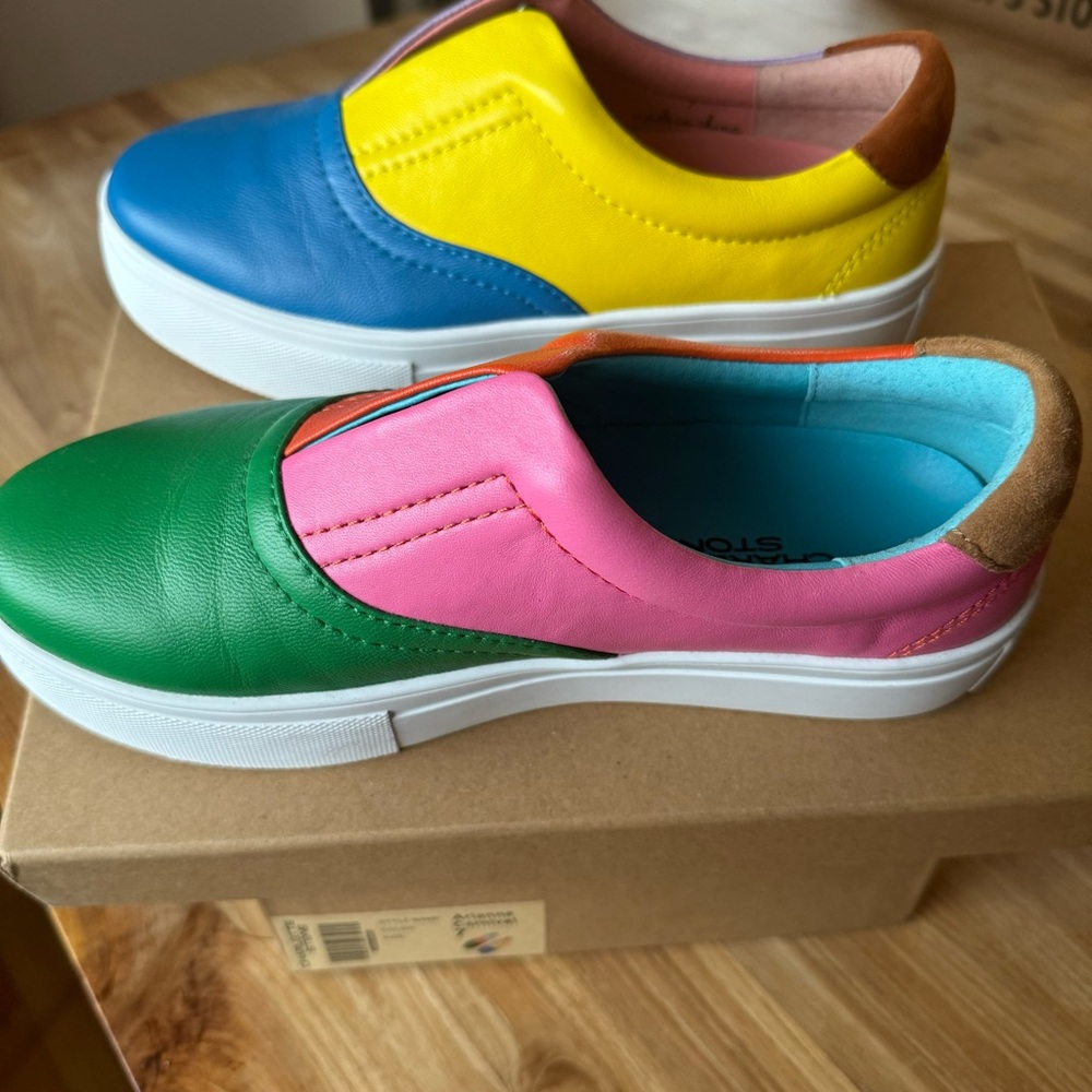 PRIDE Charlotte Stone Arianne colorful flats Carnival size 7 mismatched sneakers - Picture 5 of 16